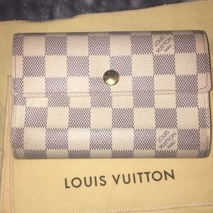 Louis Vuitton Damier azur Alexandra Wallet